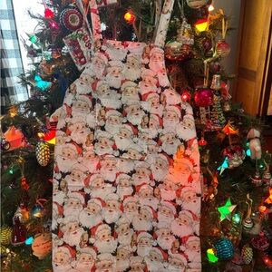 Crisscross Holiday Apron